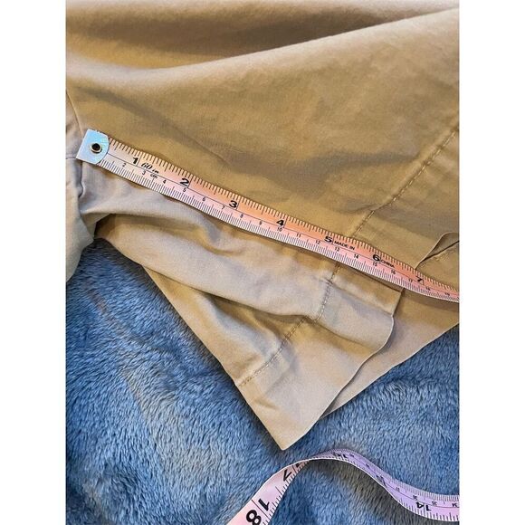 Talbots Women's Khaki Chino Shorts Size 16 Casual Summer Wear - Picture 4 of 10
